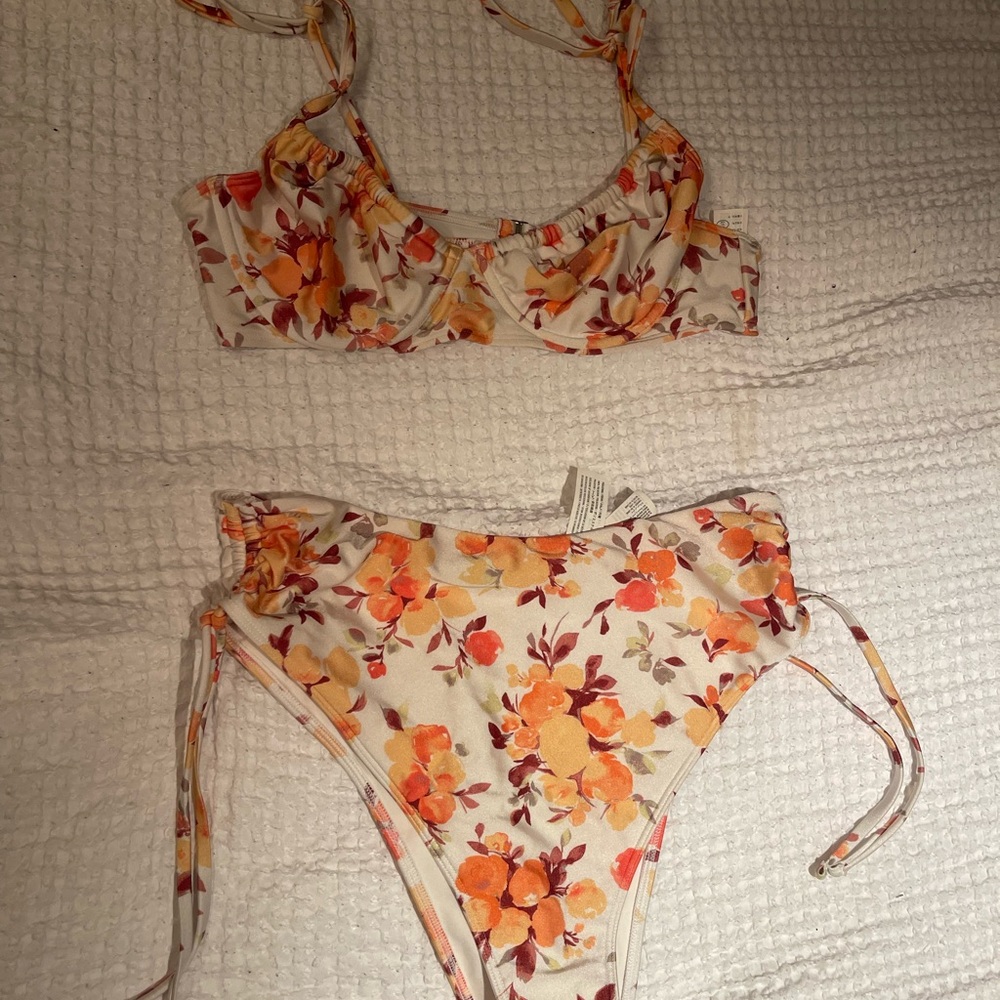 Abercrombie & Fitch Orange Cream Bralette Swimsuit